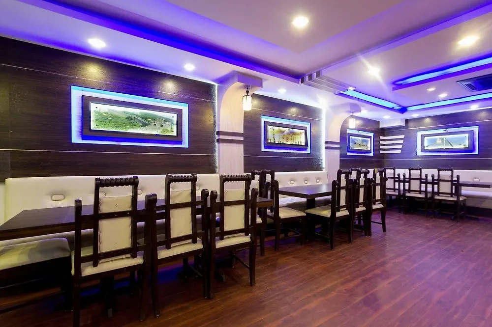 *** Hotel Fabhotel Olive Comforts Mysore India